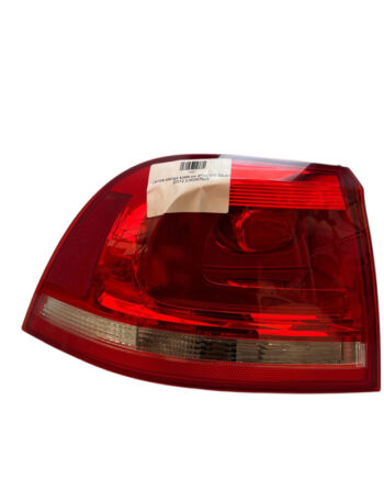 Lampa stanga spate pe aripa VW Touareg [2012 ]L90007685