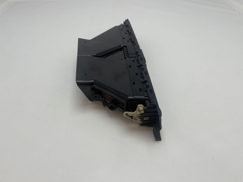 Grila aer bord Bmw Seria 3 E91 (2008-2012) 2.0 D 105KW N47 64229130458 - imagine 2