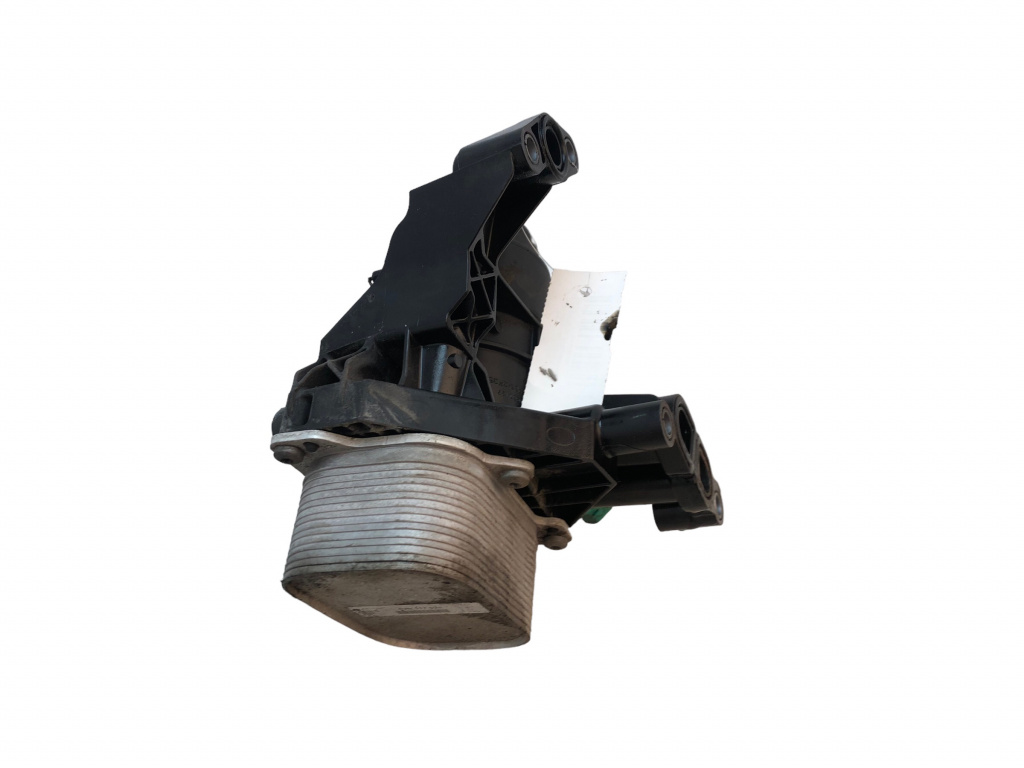 Radiator ulei Volkswagen Passat B8 (2014-2019) 2.0 TDI (150 CP) CRLB 03N117021 / 03N115389A - imagine 7