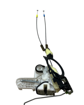 Inchizator usa fata stanga Mitsubishi Outlander GF7W 2012-2022 cod 5715A725 2.0 16V  4J11-0-32L (110 KW)
